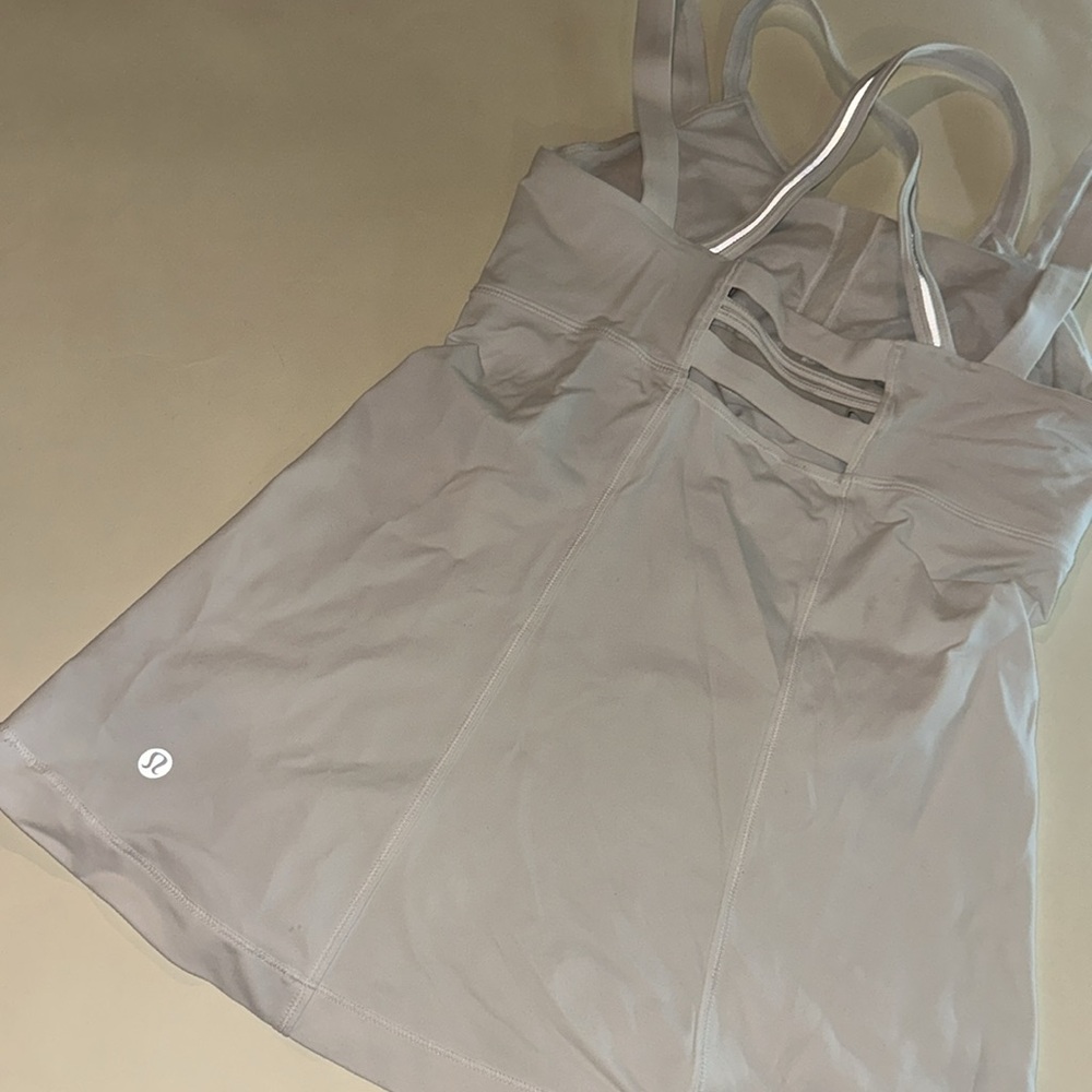 Lululemon top - Picture 2 of 2
